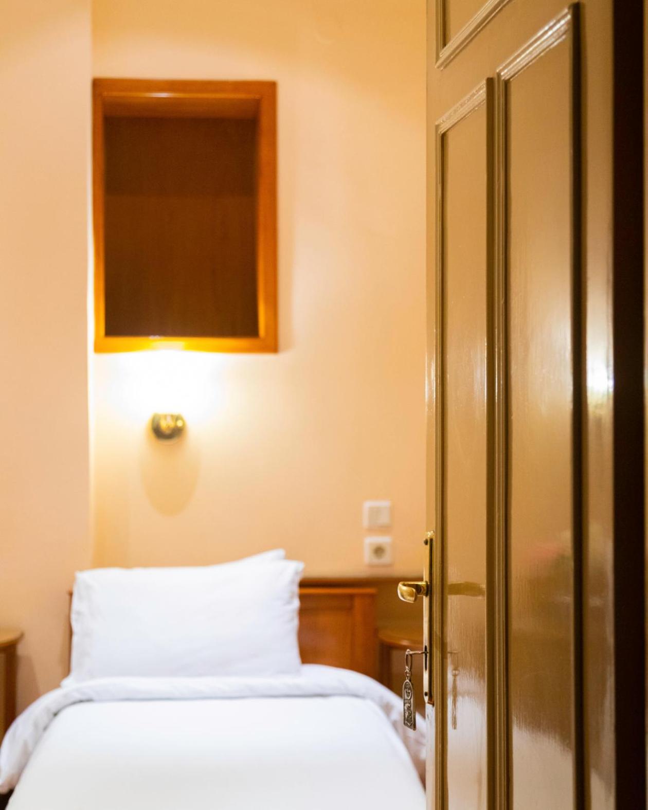 Hotel Avra Кардица Экстерьер фото